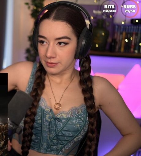 Miss Mikkaa pretty pornstar pics