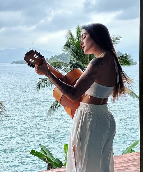 Gabi Melim top model pic