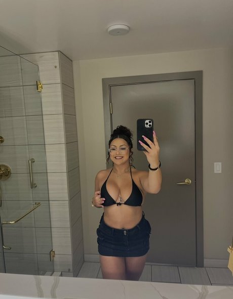 axhcaxh pretty pornstar archive