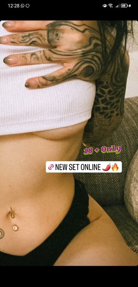 TooPunkToDrunk model hd pictures