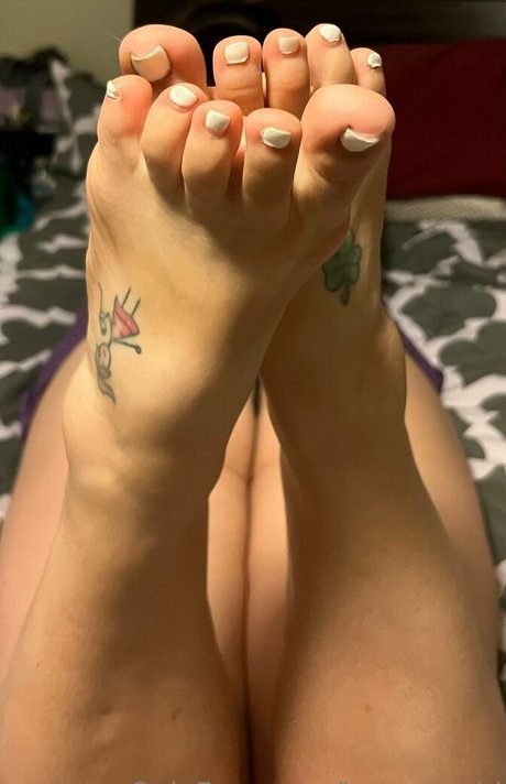 betsytorrid hot actress pictures