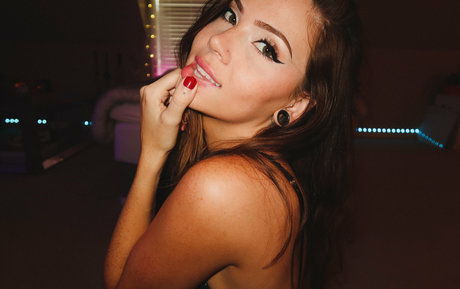 jessicagoldingfree star pretty pics