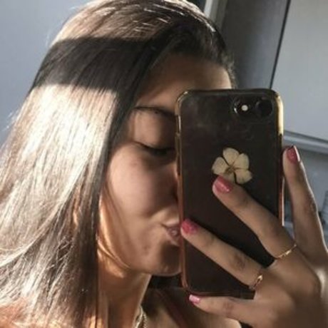 Sanbelly naked model galleries