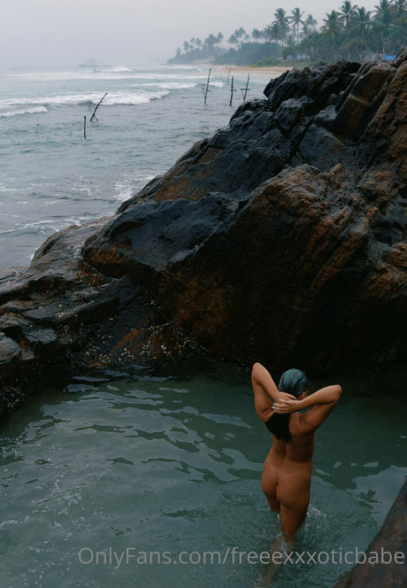 lovelyrachel2000 thumbnail