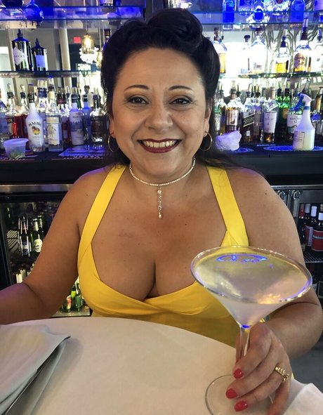 slinkydrinks star beautiful archive