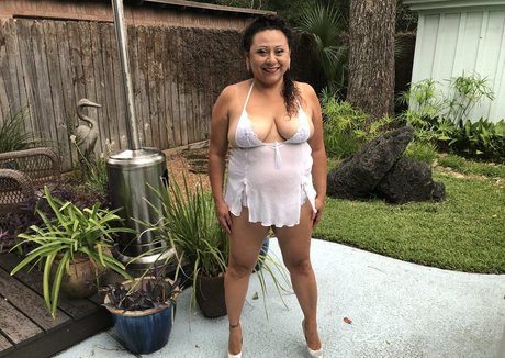 slinkydrinks hd model pic