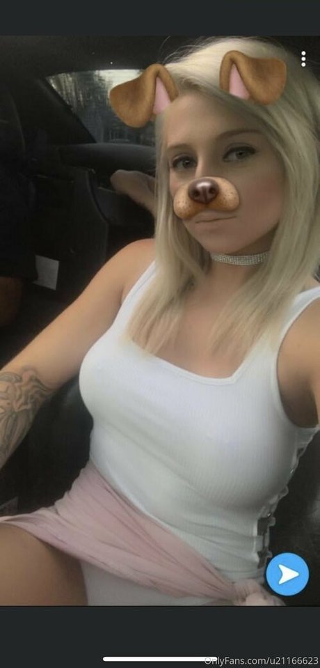 Sunny Bunnnie exclusive actress image