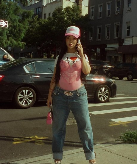 Nikita Dragun model nice image