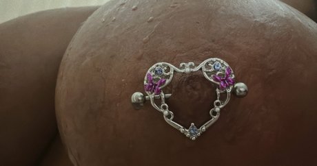 Tattooedmimi naked star pics