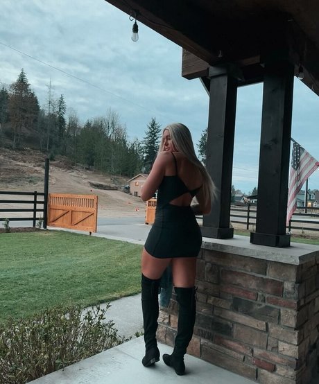 Jordan Elizabeth erotic star pictures