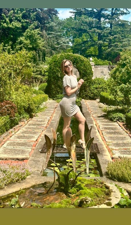 Sesskasays beautiful pornstar gallery