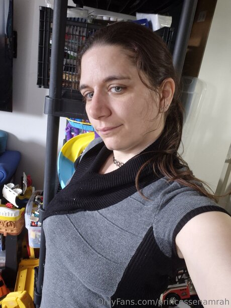 Princesse Namrah star sex photo