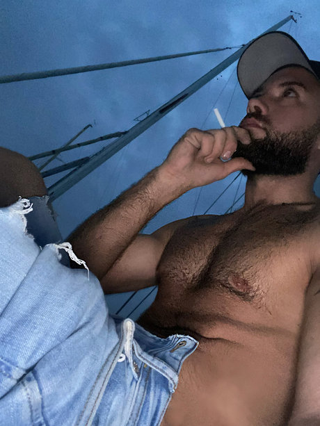 Public xtreme gay hd pornstar picture