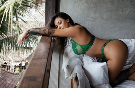 Elisa Wilson erotic actress photo