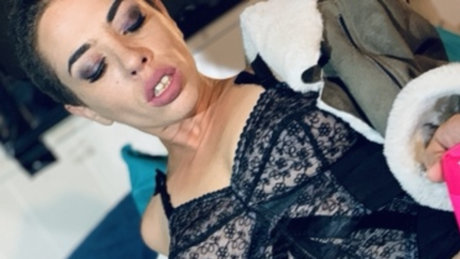 Dazzled Dirty Beauty model free img