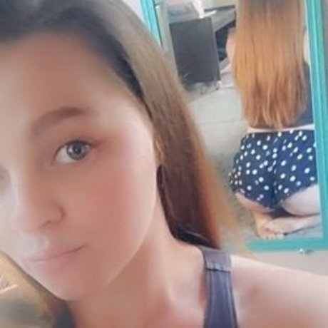 Queen of Kings erotic actress image