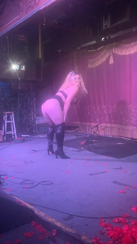 Dannixoxo21 naked star galleries