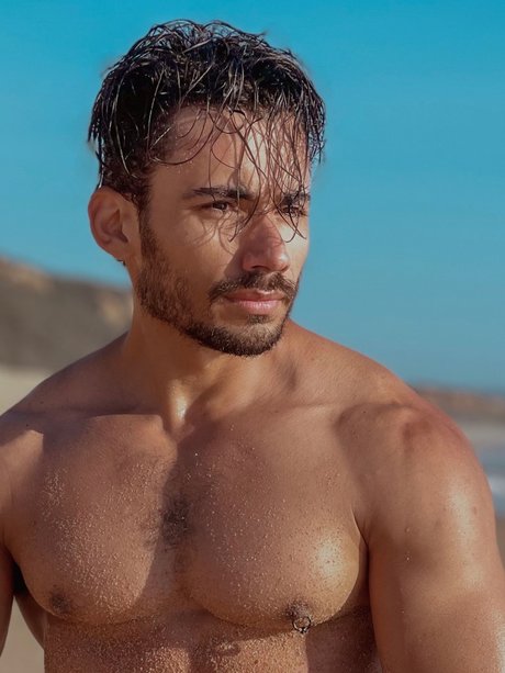 Rafael Ferreira star top pictures