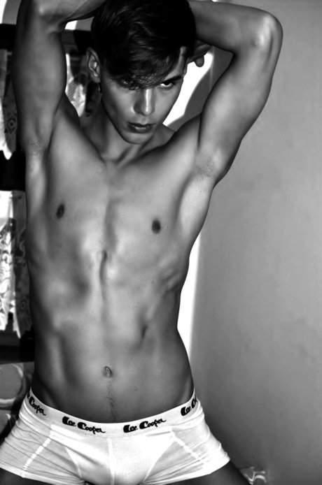 Radisekkk model hot archive