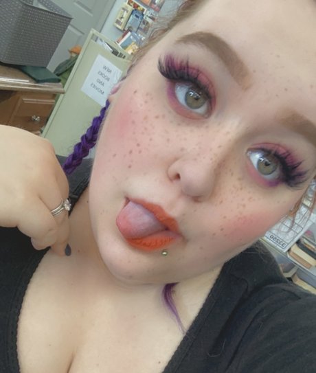 Ratherdisappointing sexy pornstar photo