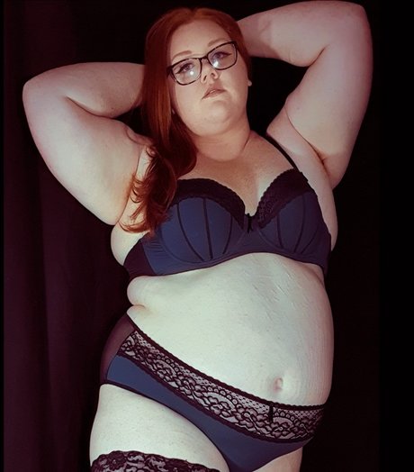 Ramona Unlocked model exclusive pics