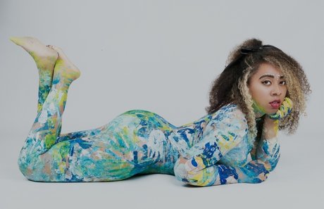 Rhot pornstar nude archive