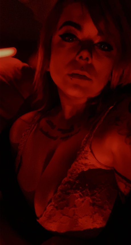 Rhedd Ghost exclusive star photo