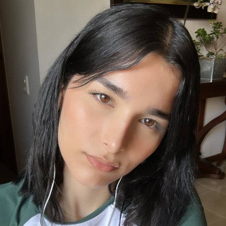 Romantika beautiful model pic