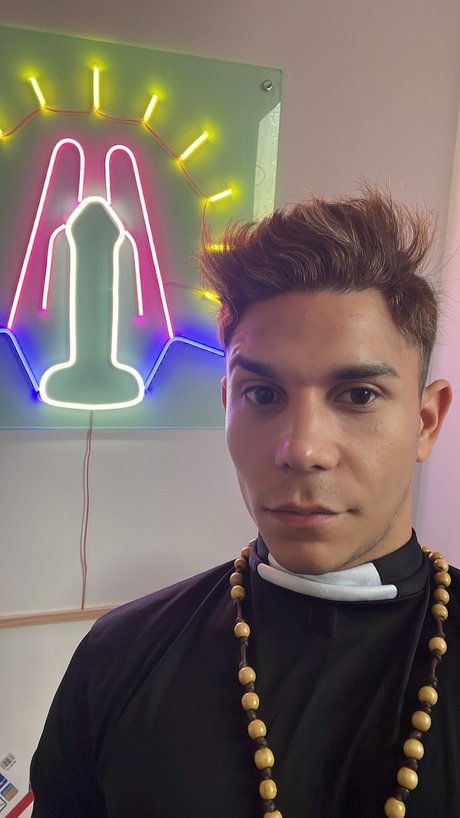 Ruega por Nosotros art star photo