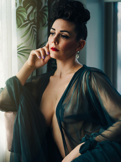 Ruby Spencer nice actress gallery