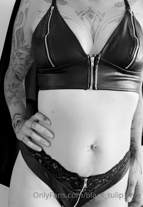 rubber tulip naked pornstar photo