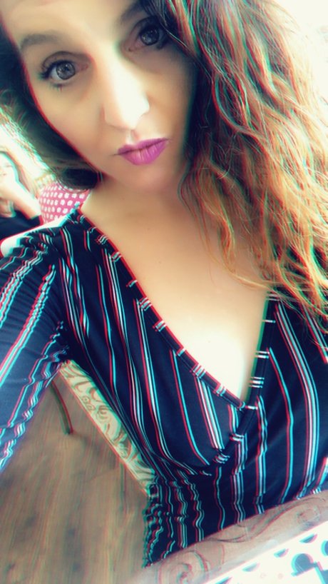 Mistress Roxxi Anne free star images