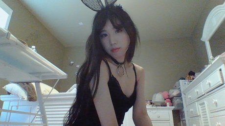 Sailor Esther model perfect photos