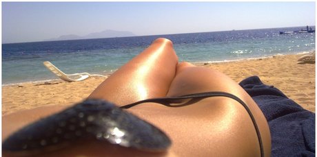 Sola Free model naked gallery