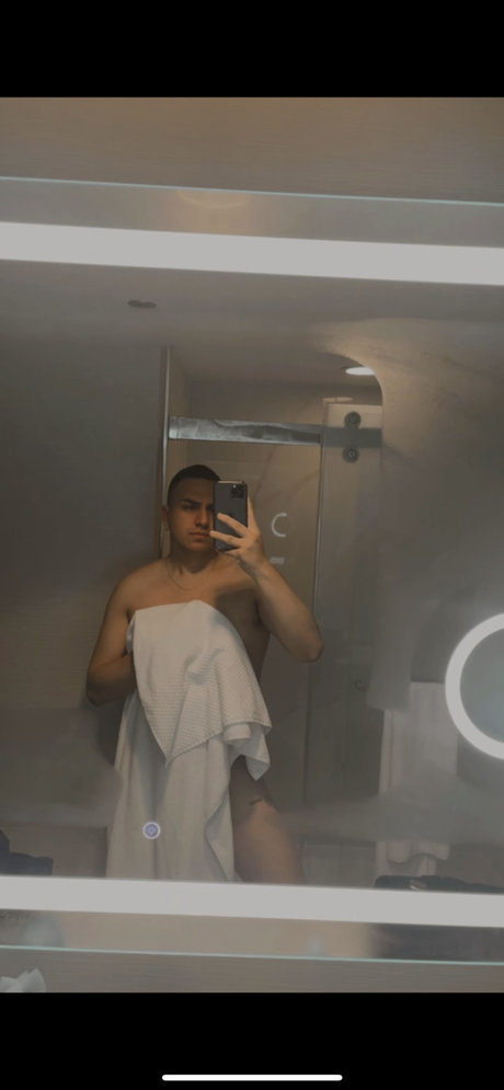 6R9 star sexy galleries