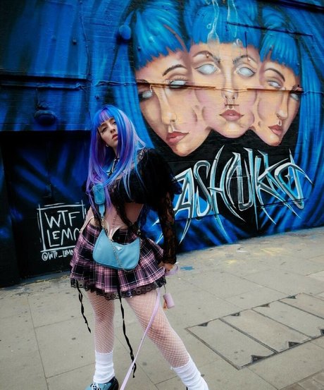 Ashnikko model hd images