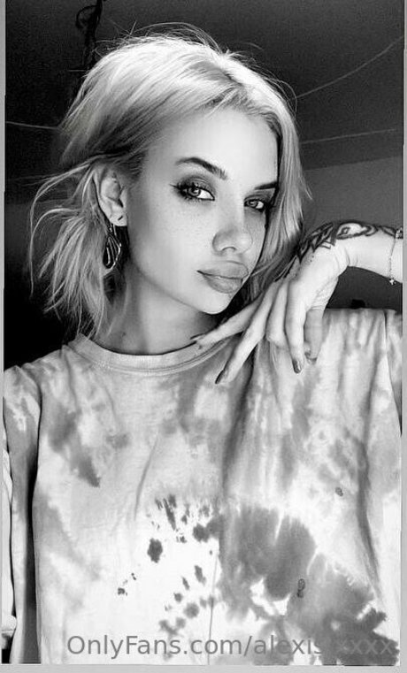 redhead skinny onlyfans sexy nude image