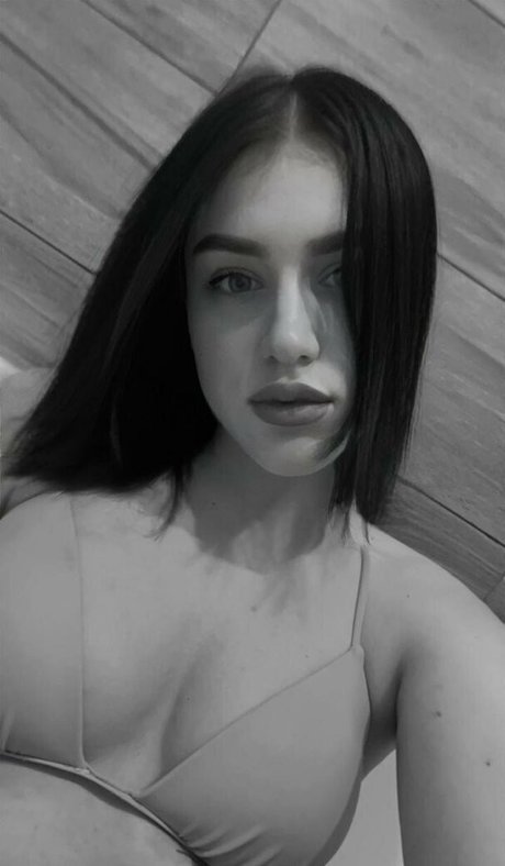 lerabigbabyass model adult pictures