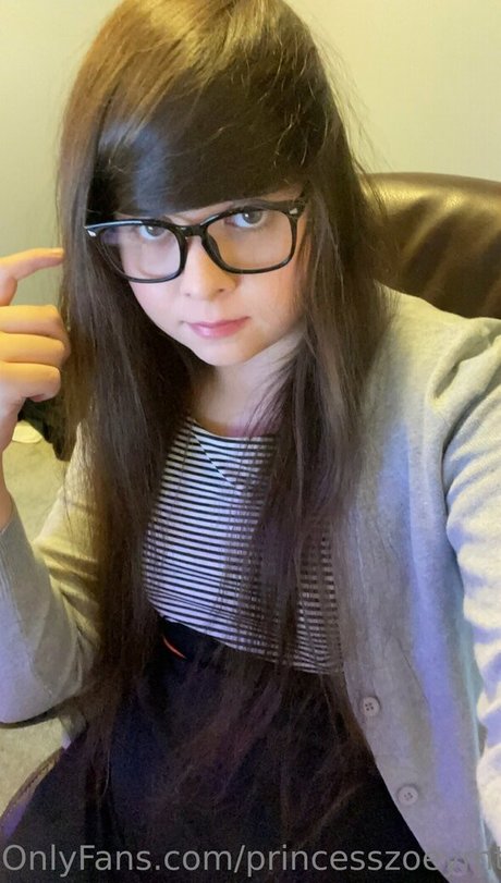 princesszoeymtf star best photo