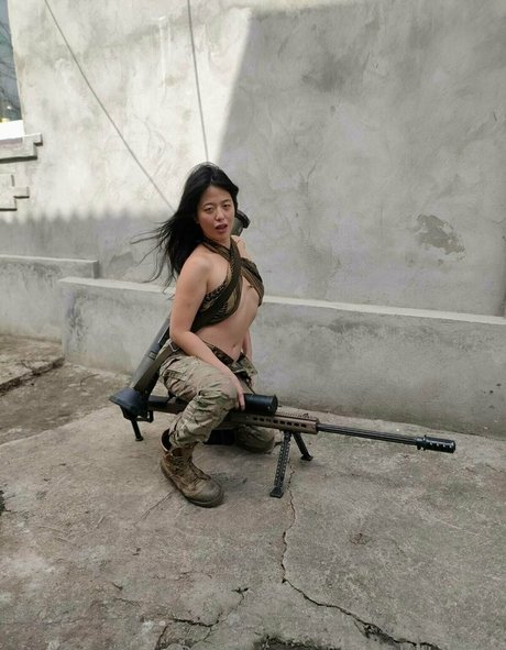 modeltechie model naked pics