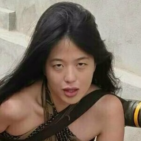 modeltechie model nude pic