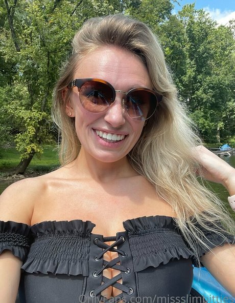 maddymeadows adult model img