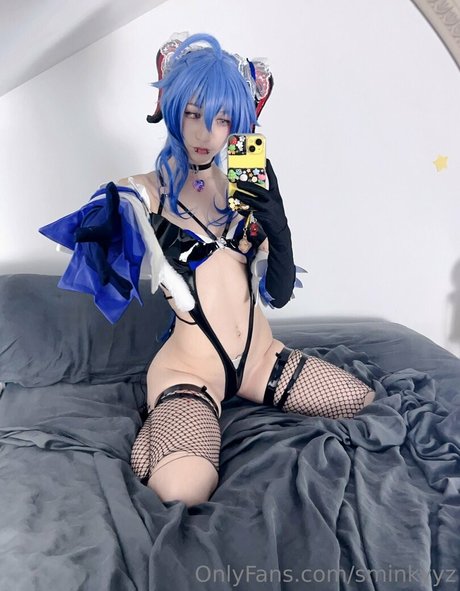 sminkyzzz star naked picture