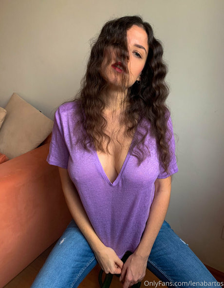 Lenabartos model exclusive photo