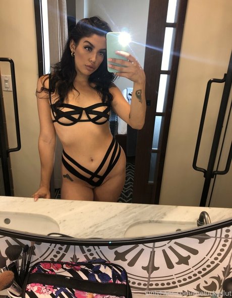 theluckyslut thumbnail