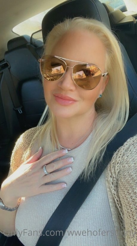 Tammy Lynn Sytch exclusive model pic