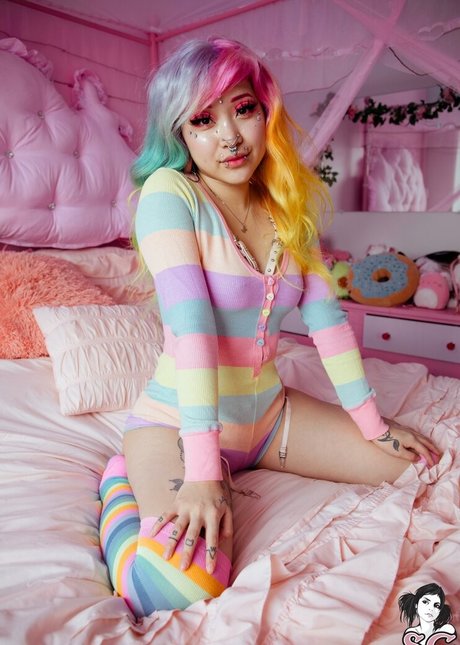 AnnieMiao adult actress galleries