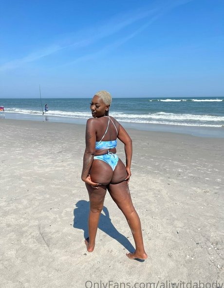 aliwitdabody star naked gallery