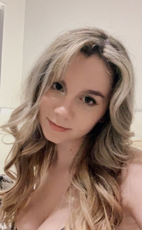 69 ex girlfriend onlyfans hd image