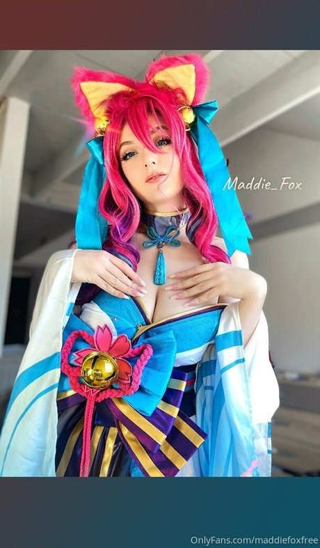 maddiefoxfree art model img